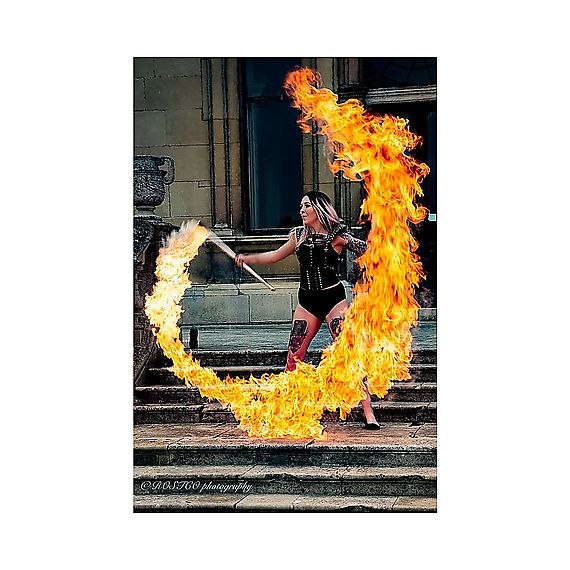 Paire de bâtons de feu Pseudo Escrima