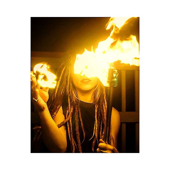 Paire de bâtons de feu Pseudo Escrima