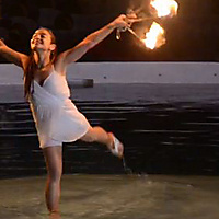 rosana bailando en agua