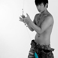 Benjamin Phil. Hunk poi Dancer