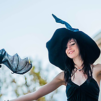 Bats poi bats poi, whatcha gonna do