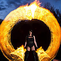 Jo Kawasaki : Fire swords