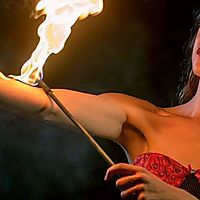 Spunyette plays games with the flames!