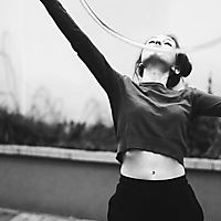 Flow artist mid chest roll